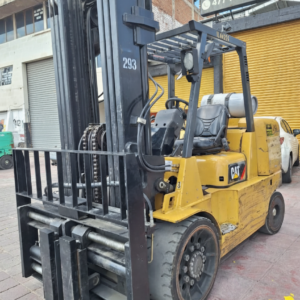 Montacargas Cat GC70K #INT. 293