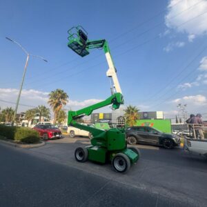 Elevación JLG E450AJ #INT. 375