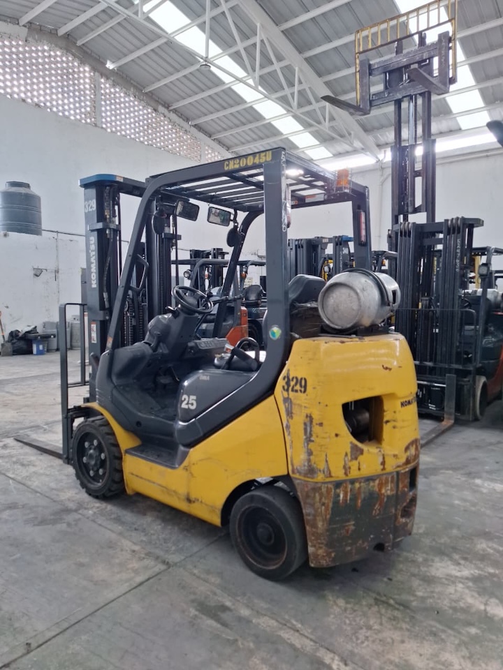 Montacargas KOMATSU FG25ST-16 #INT. 329 - Imagen 4