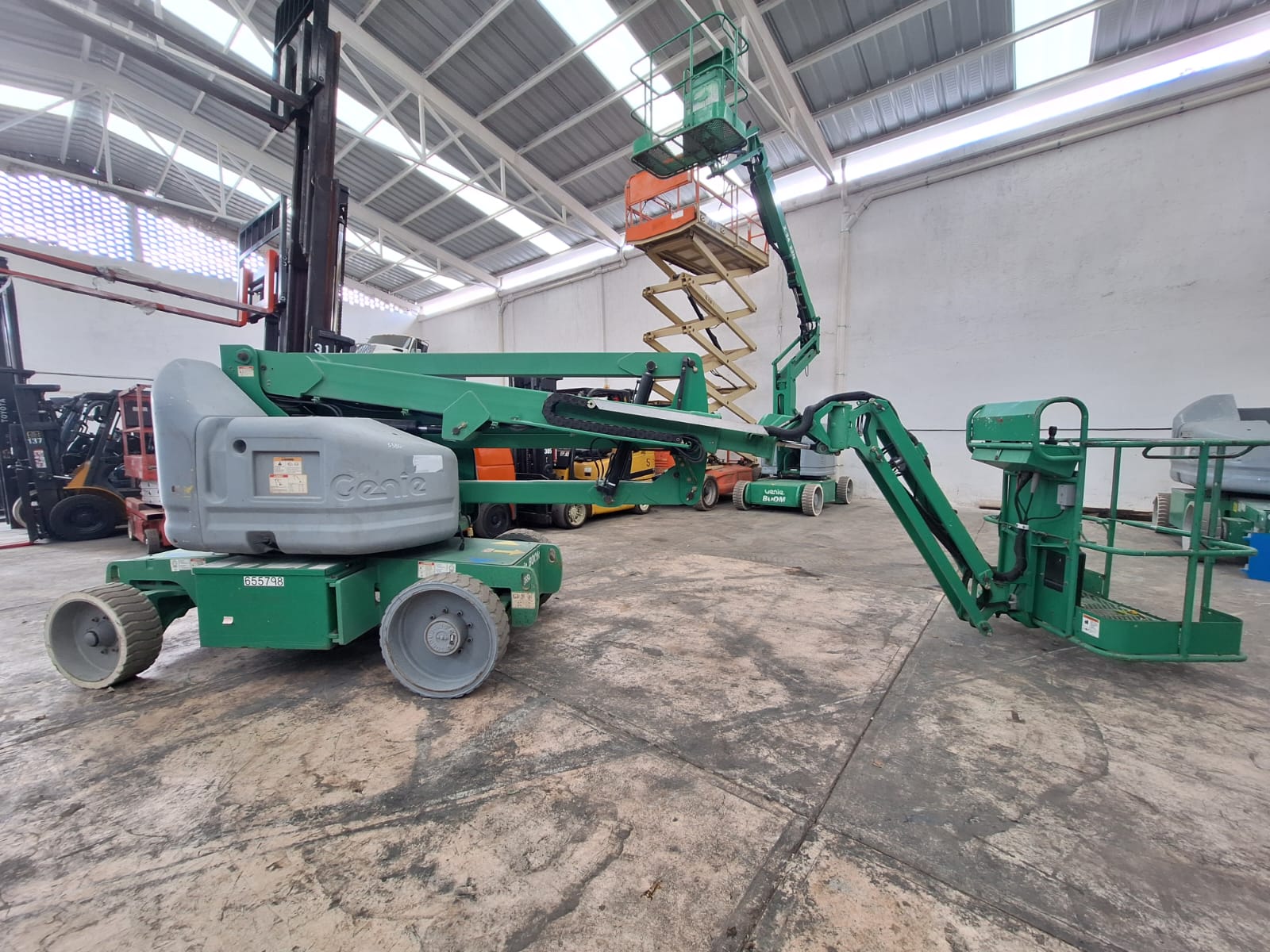 Elevación Genie Z40-23N #INT. 405 - Imagen 6