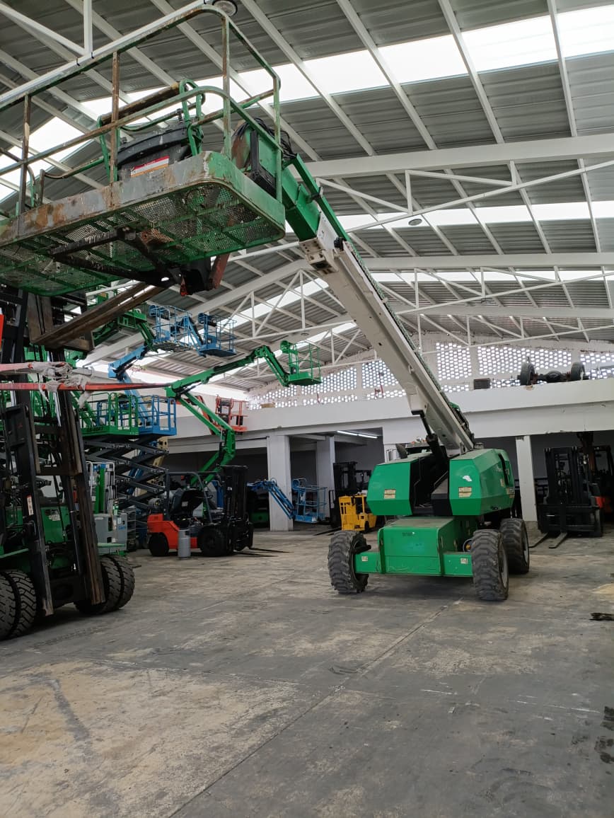 Elevación JLG 660SJ #INT. 402