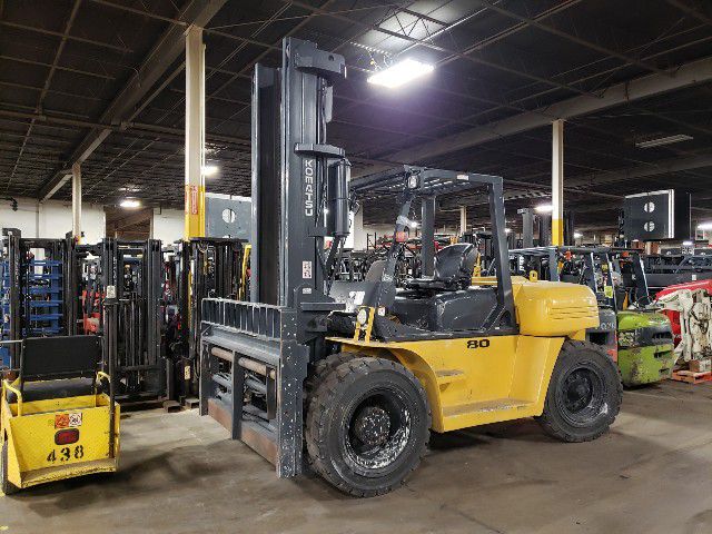 Montacargas KOMATSU FD80T-8 #INT. 369 - Imagen 3