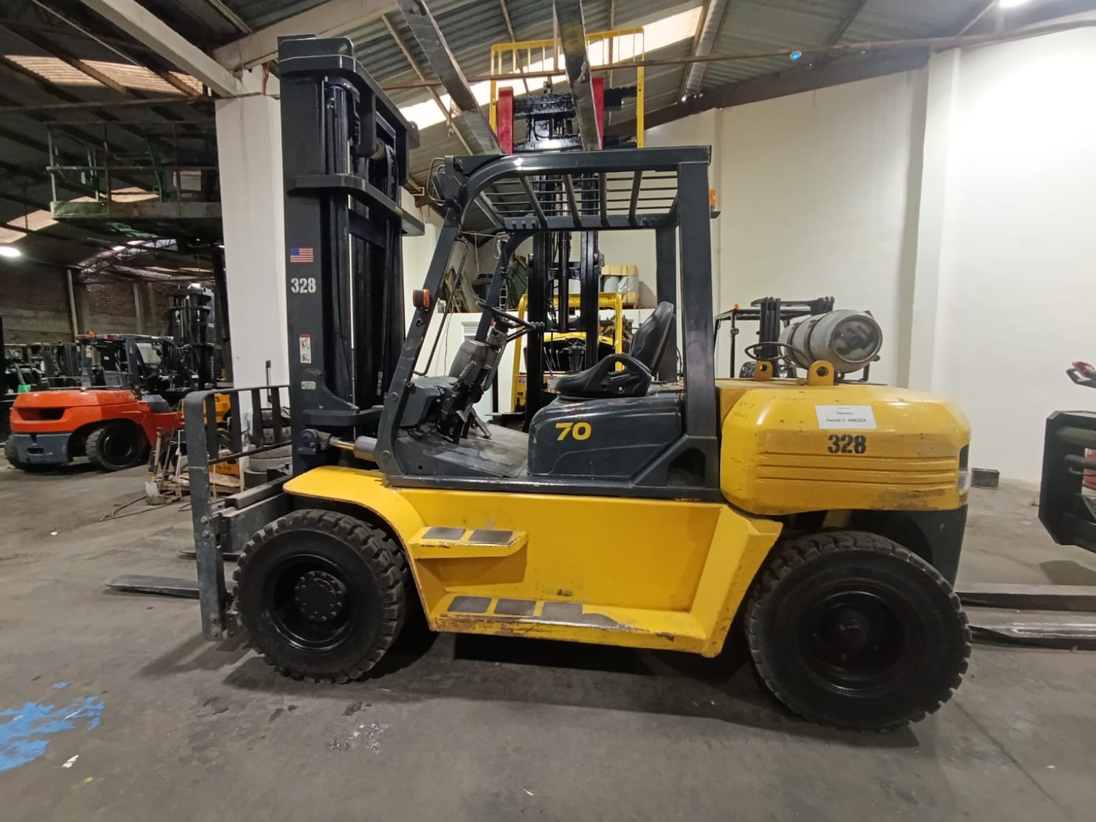 Montacargas Komatsu FG70T-7 #INT. 328 - Imagen 2