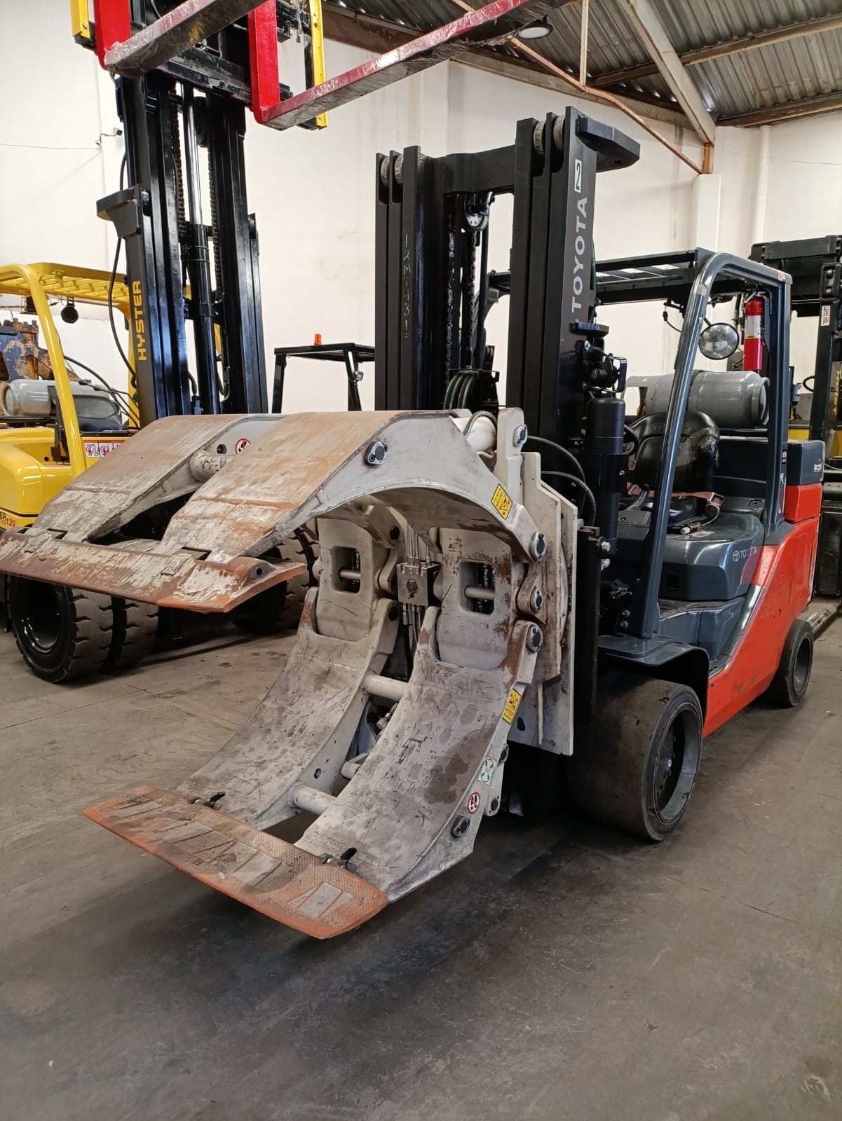 Montacargas Toyota 8FGC55U-PRS #INT. 389