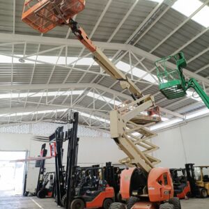Elevación JLG 450A #INT. 423