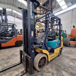 Montacargas KOMATSU FG25ST-12 #INT. 48