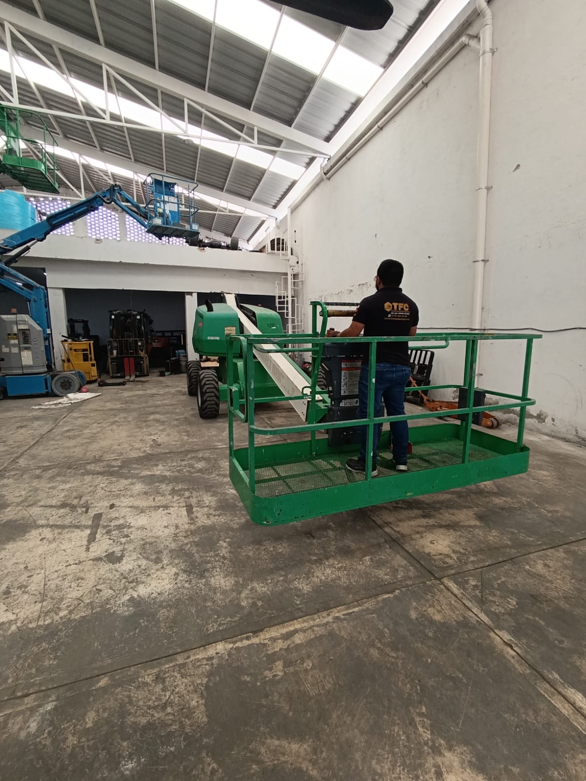Elevación JLG 400S #INT. 431 - Imagen 6
