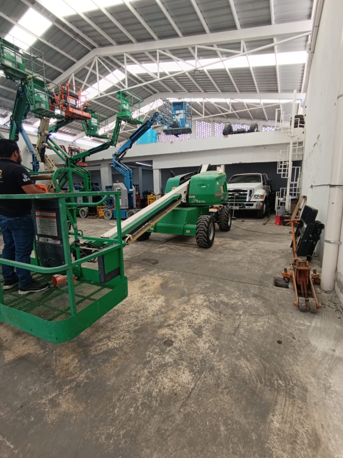 Elevación JLG 400S #INT. 431 - Imagen 7