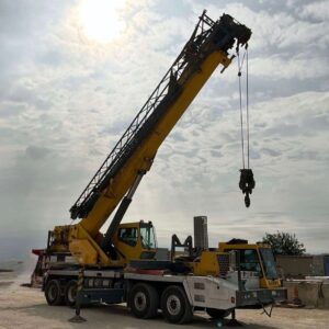 Grua Grove 700e #INT. 437