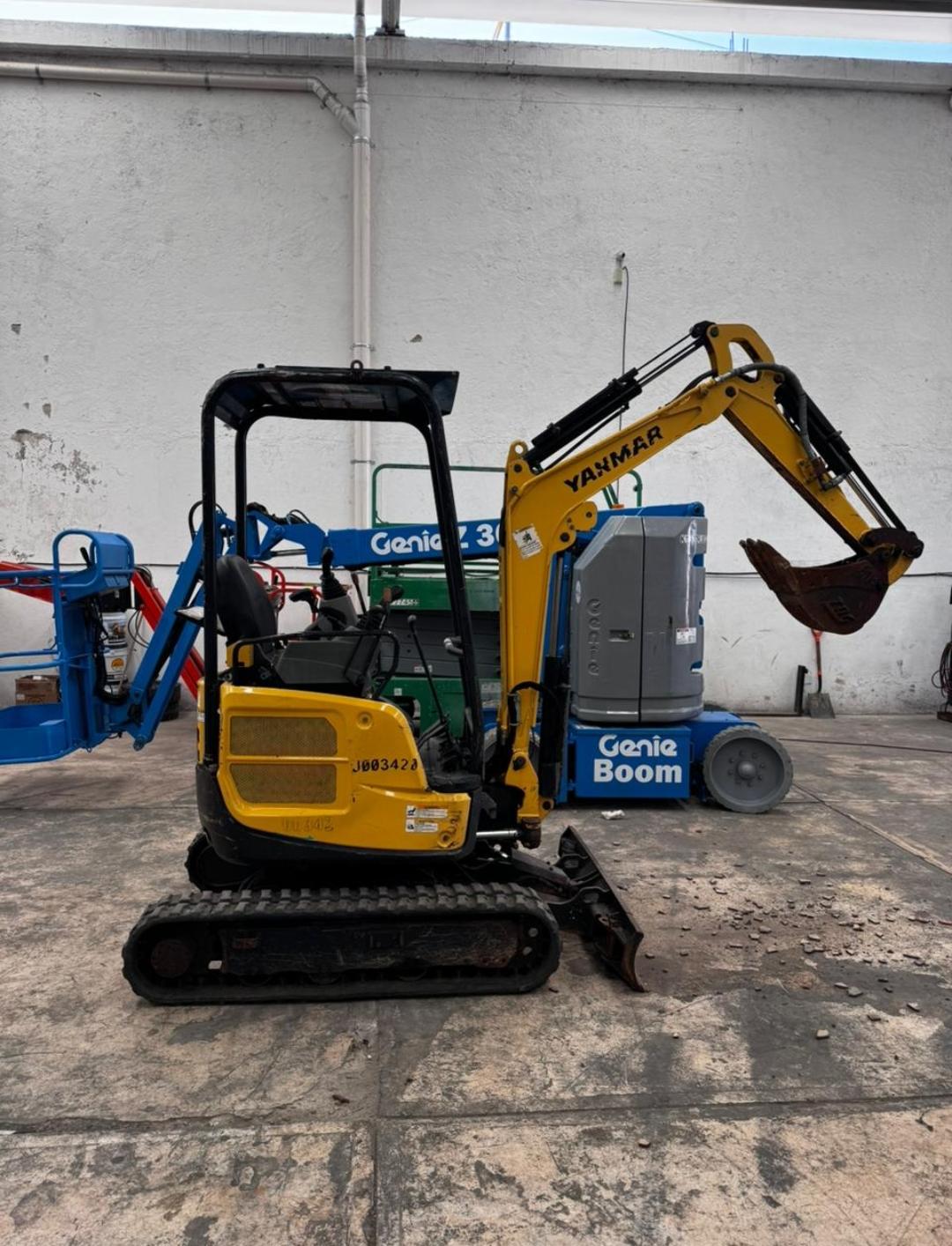 Excavadora Yanmar VIO17-A #INT 434 - Imagen 2